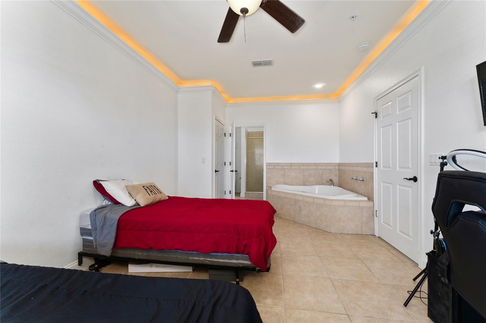 Image 11 of 39 For 2616 Bella Vista Drive