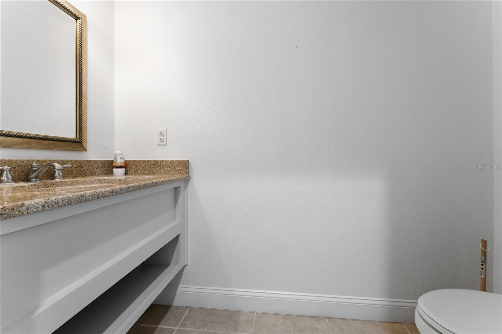 Image 14 of 39 For 2616 Bella Vista Drive