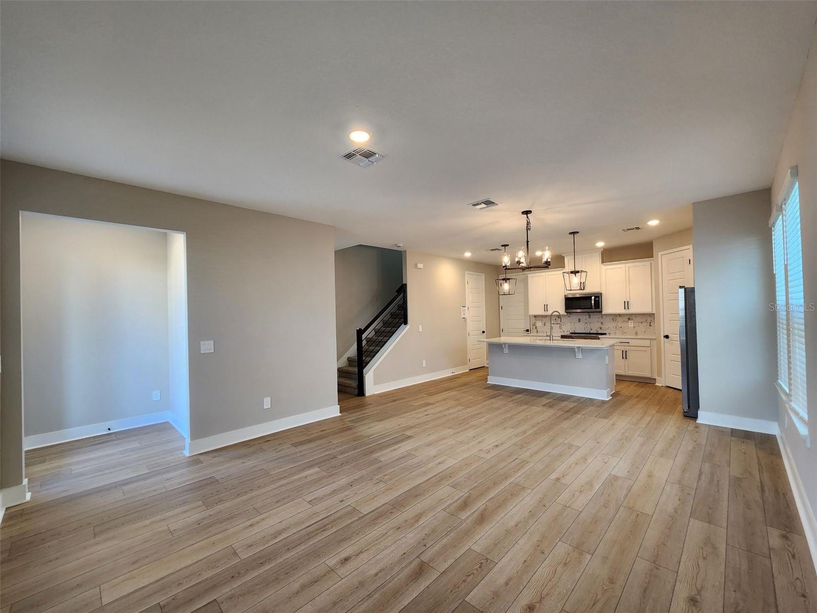 Image 13 of 29 For 16454 Silver Brook Way