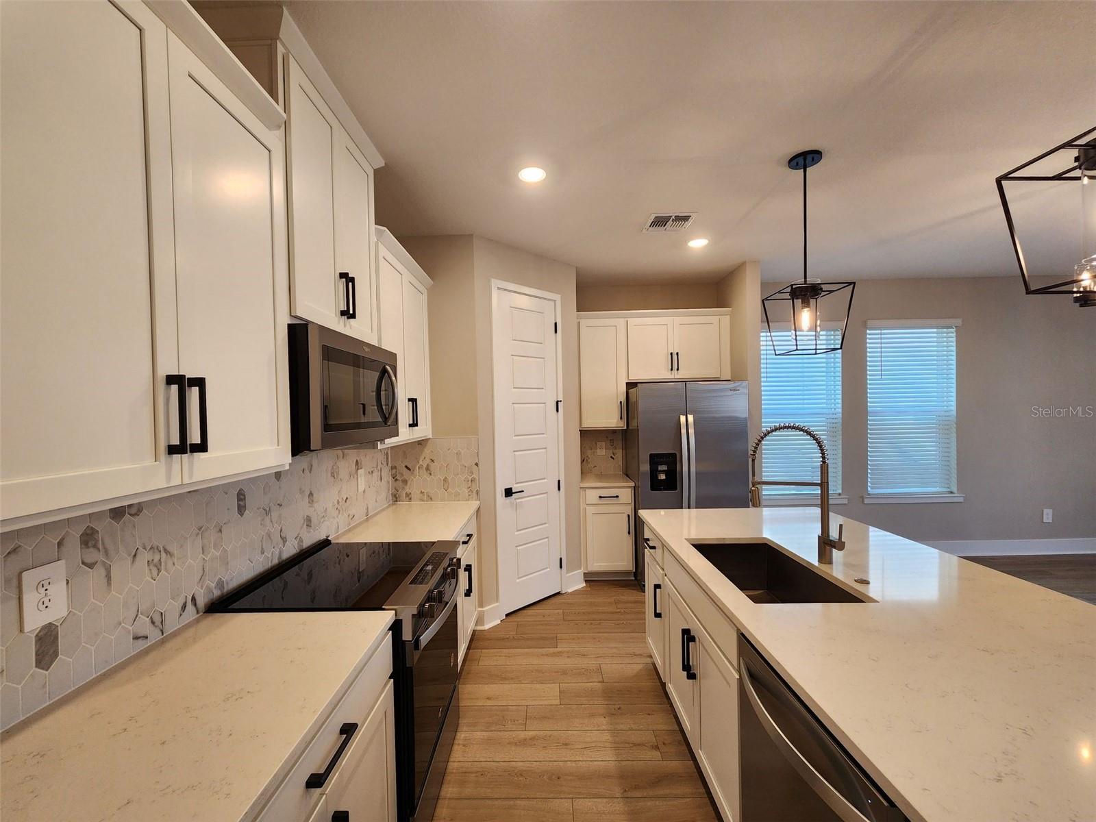 Image 14 of 29 For 16454 Silver Brook Way