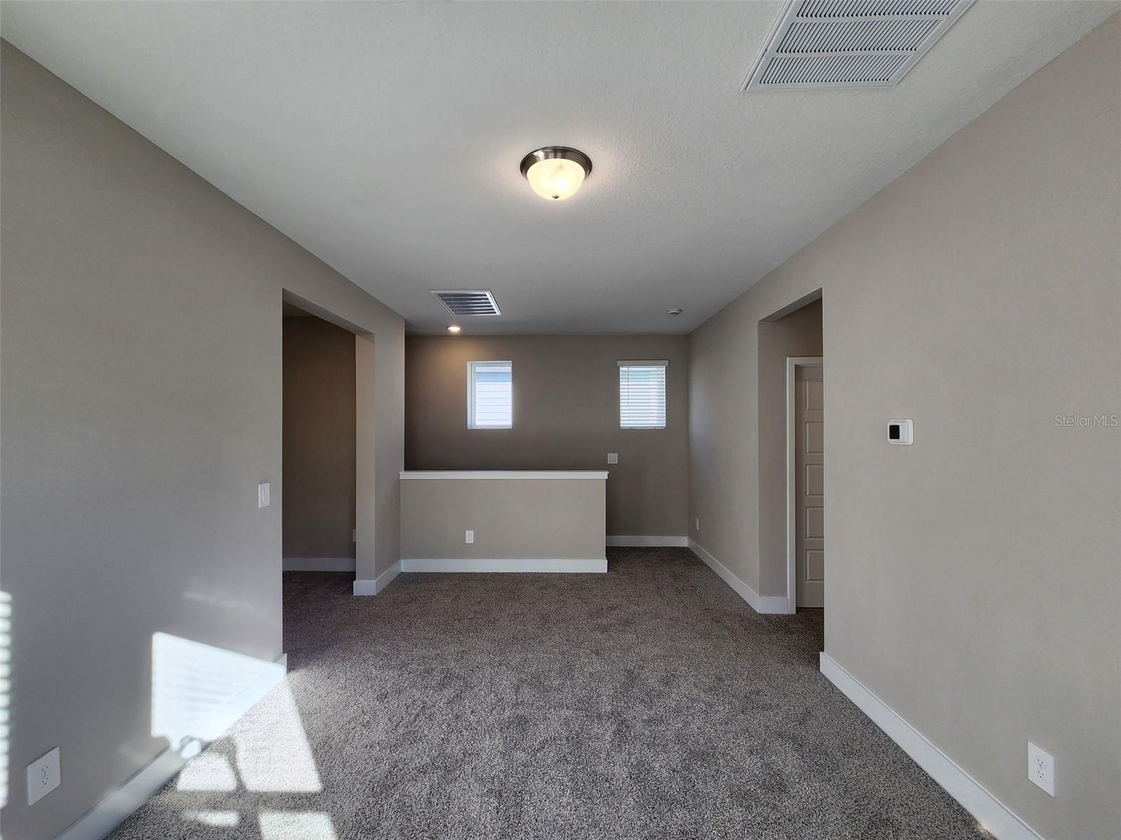 Image 17 of 29 For 16454 Silver Brook Way