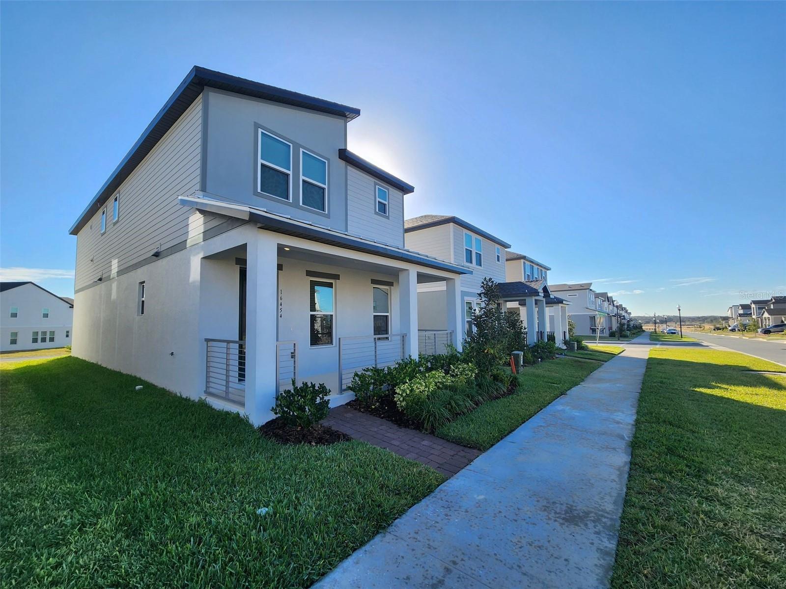 Image 2 of 29 For 16454 Silver Brook Way