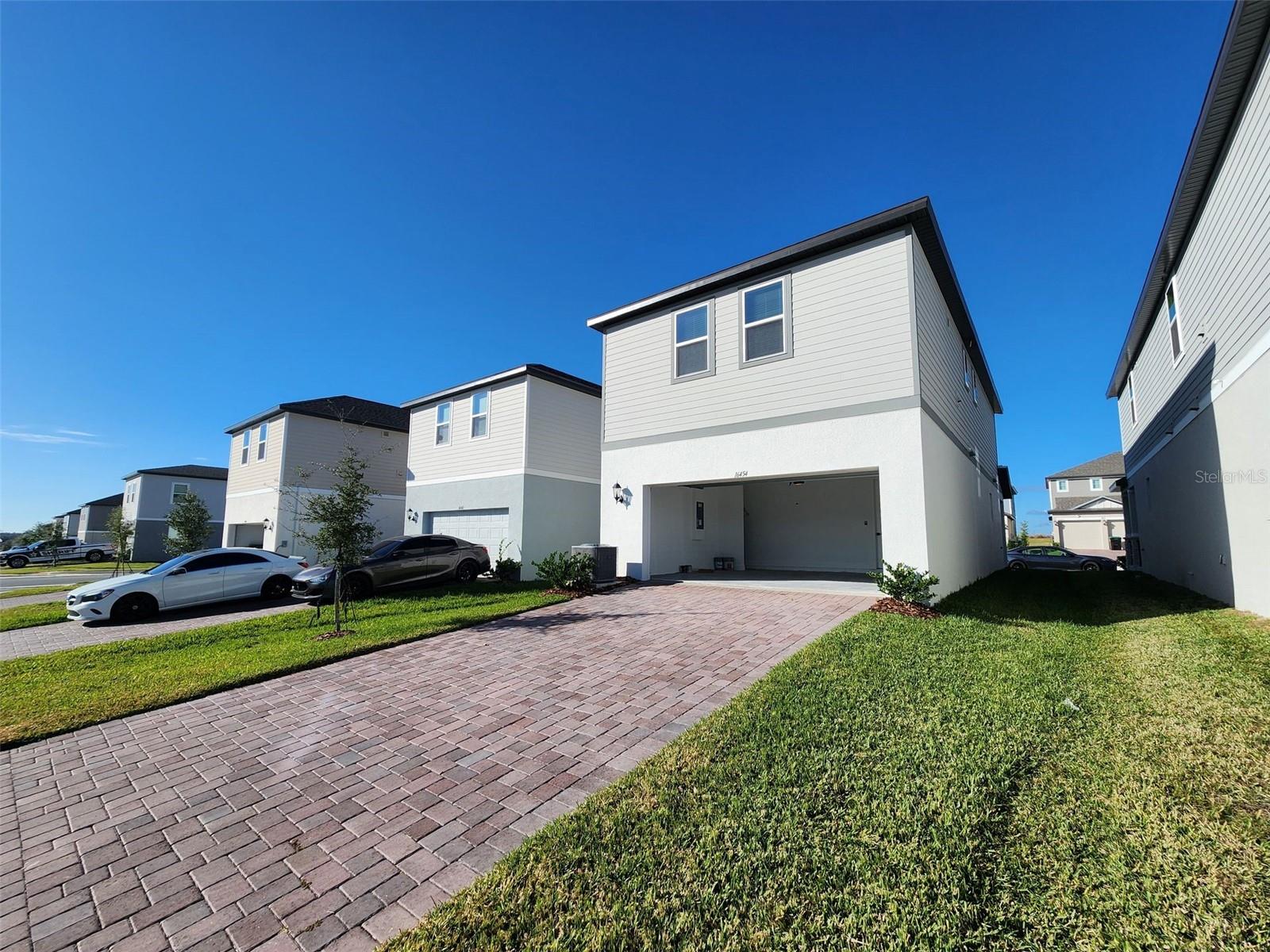 Image 28 of 29 For 16454 Silver Brook Way