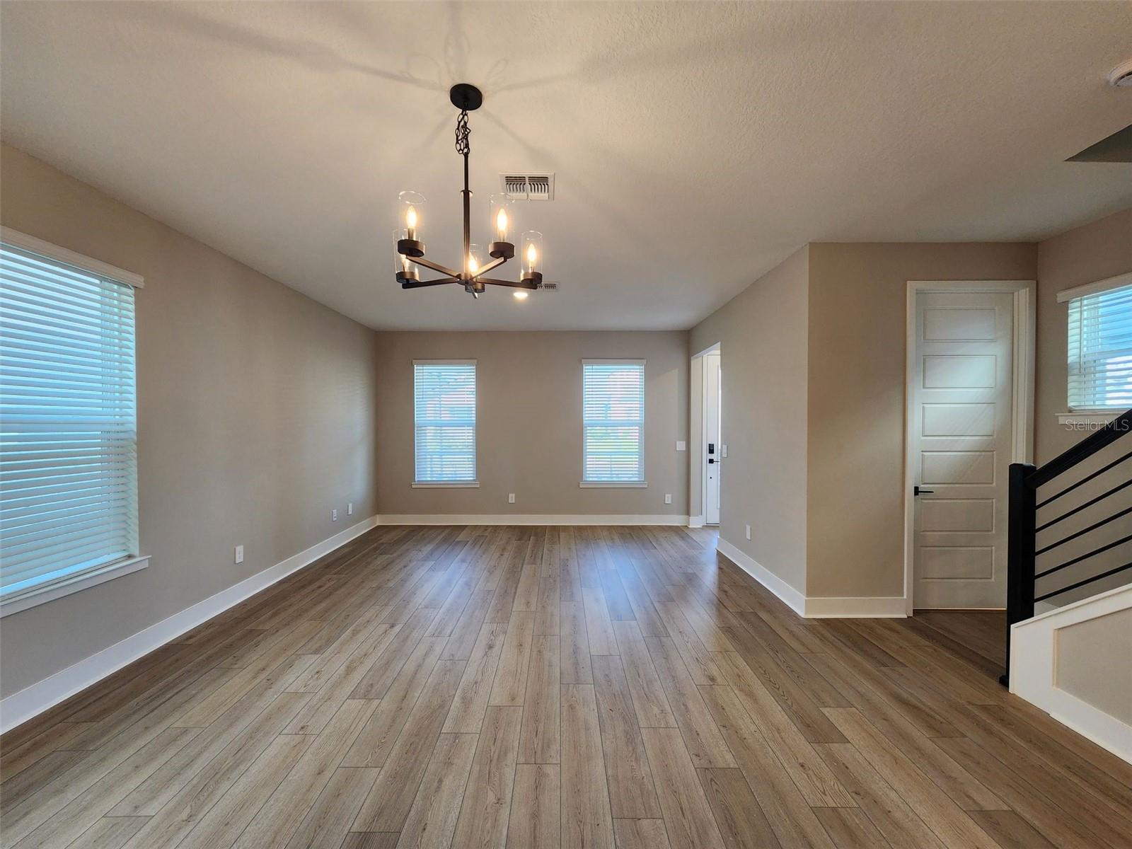 Image 5 of 29 For 16454 Silver Brook Way