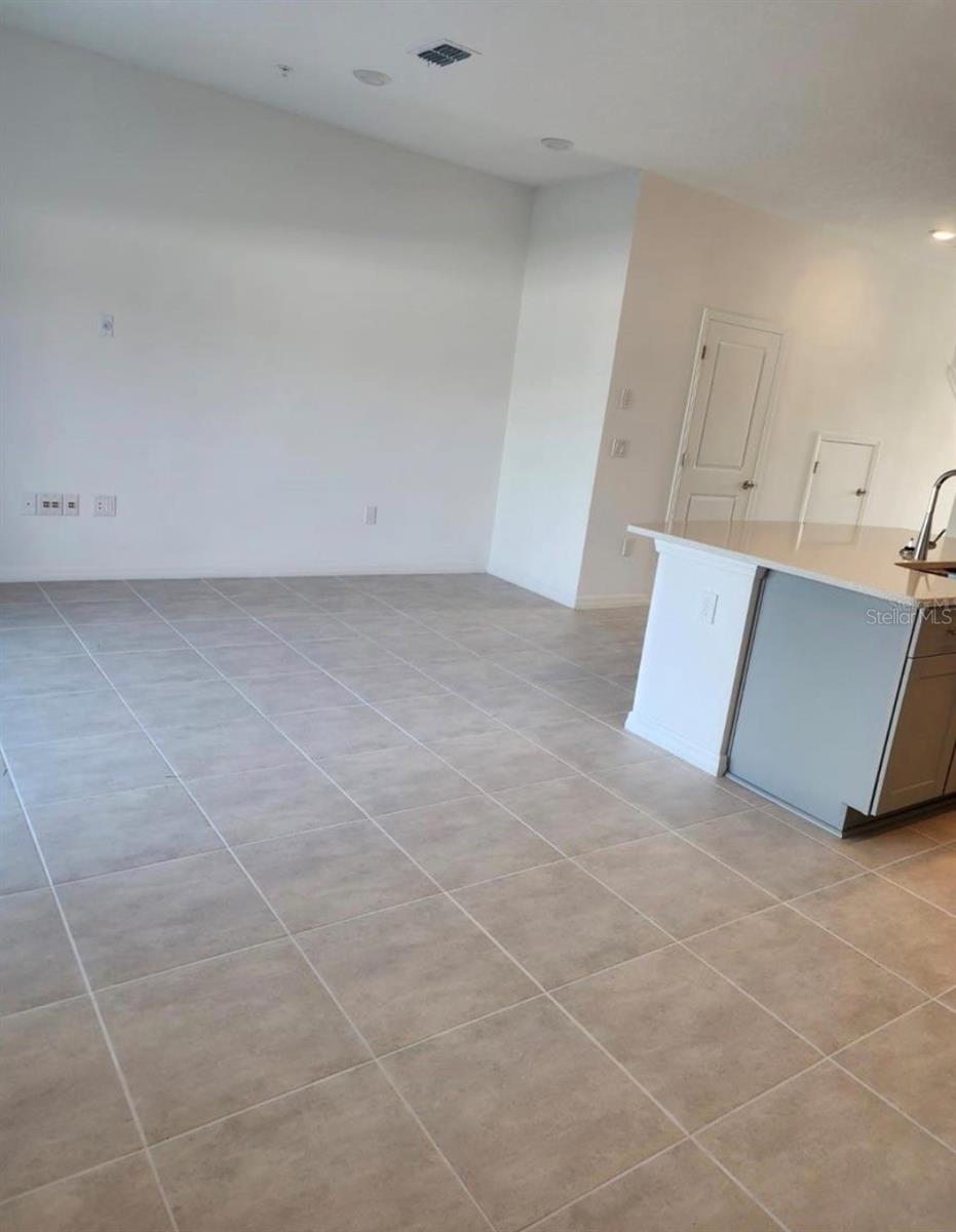 Image 15 of 29 For 4580 Calvary Way