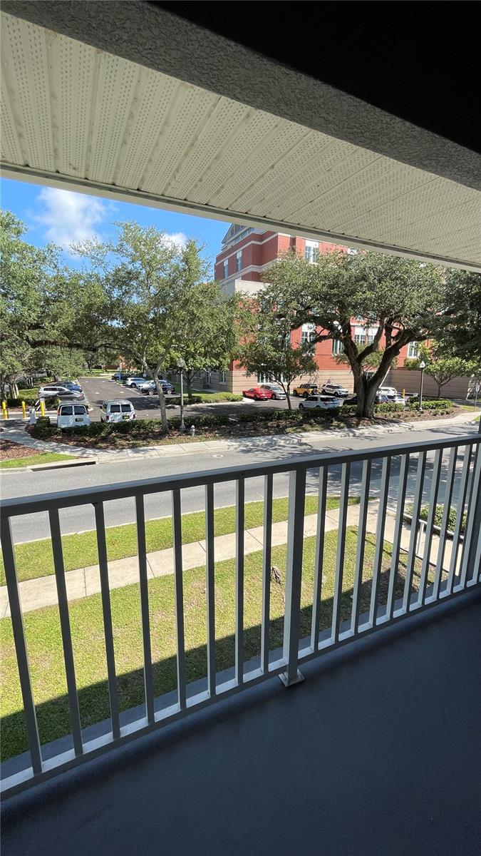 Image 16 of 22 For 722 Patrick Street 204