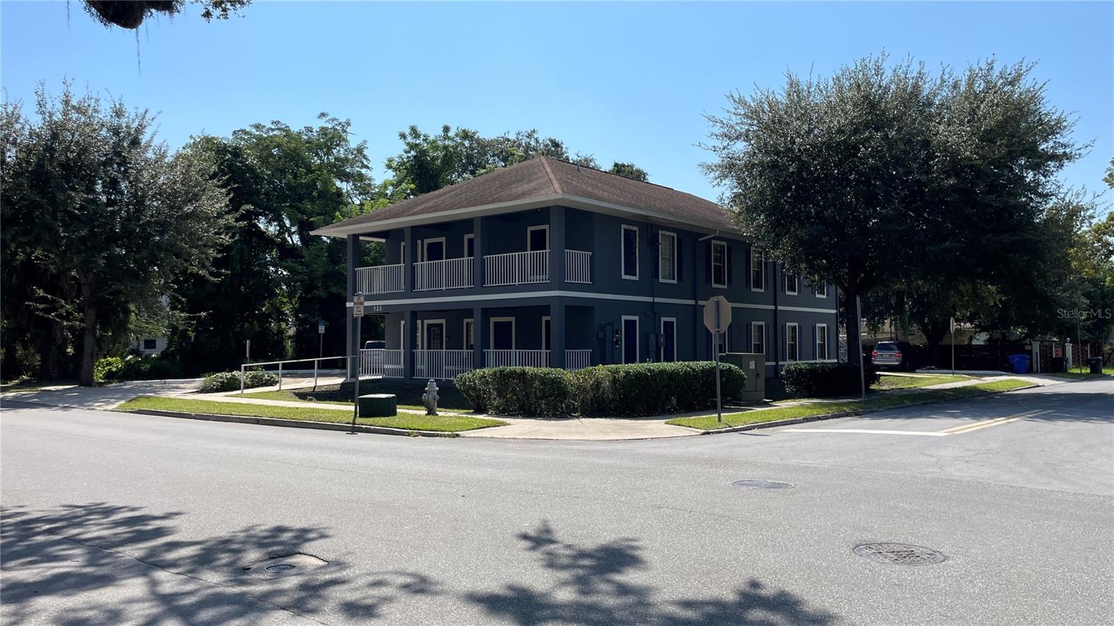 Image 3 of 22 For 722 Patrick Street 204