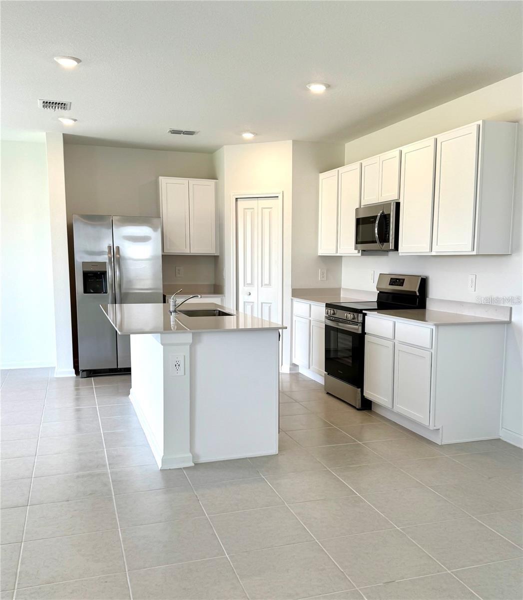 Image 5 of 28 For 3430 Howell Drive