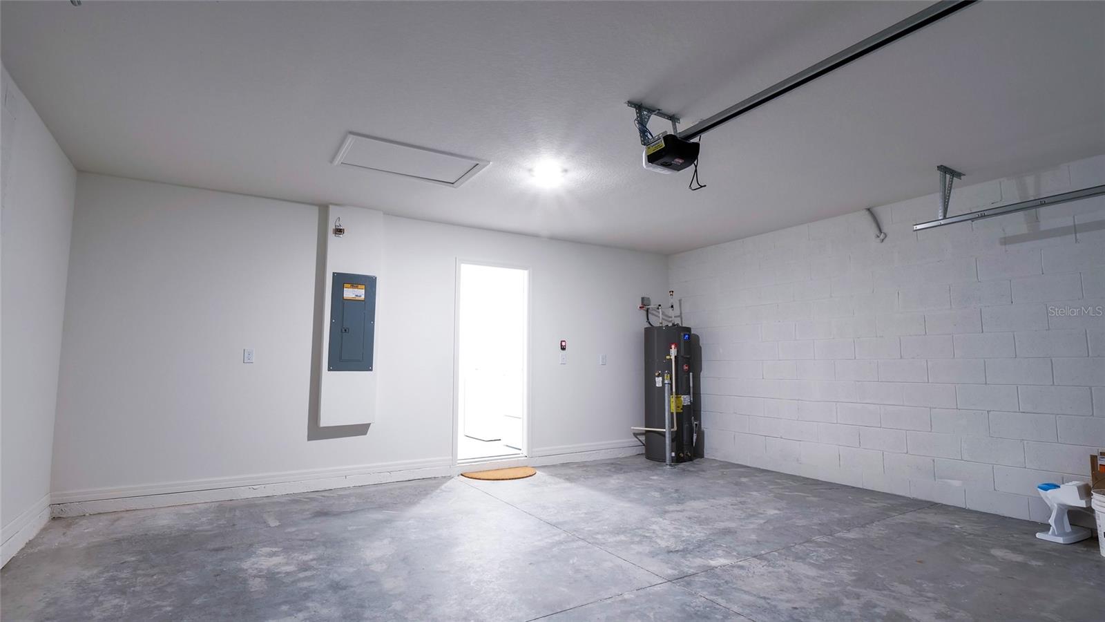 Image 27 of 37 For 750 Hugo Drive Se