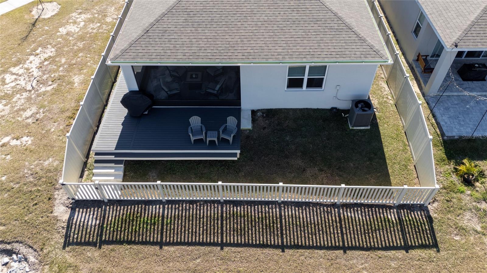 Image 37 of 44 For 948 Griffon Avenue