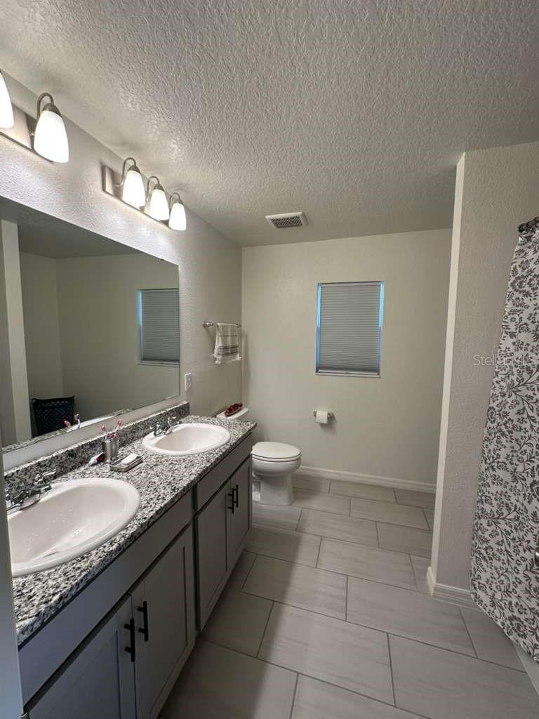 Image 10 of 15 For 1027 Papaya Circle