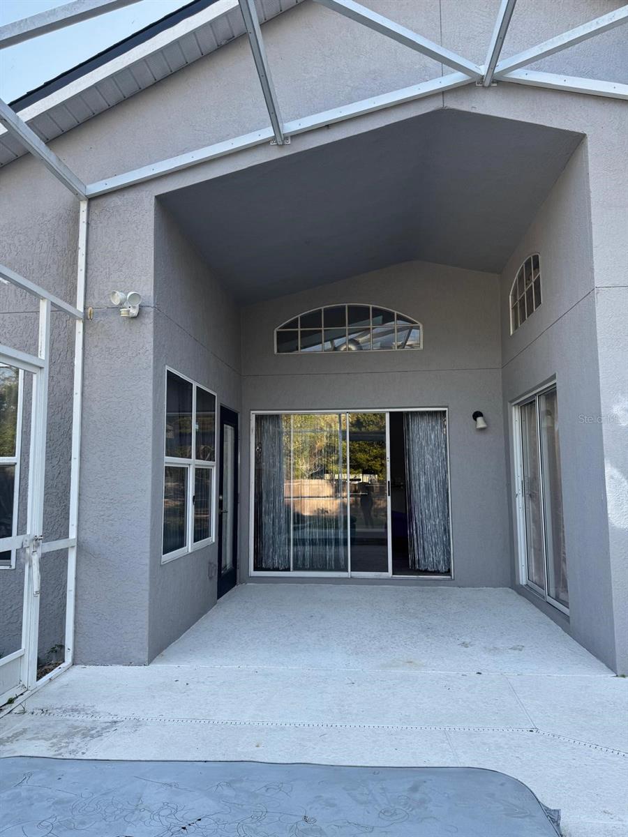 Image 40 of 41 For 1021 Royal Oaks Drive