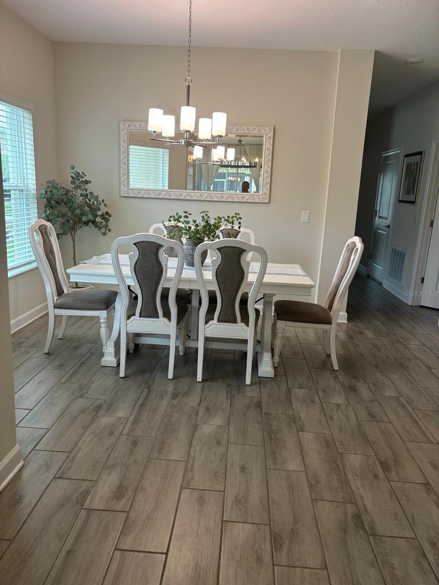 Image 7 of 26 For 1119 Trappers Trail Loop