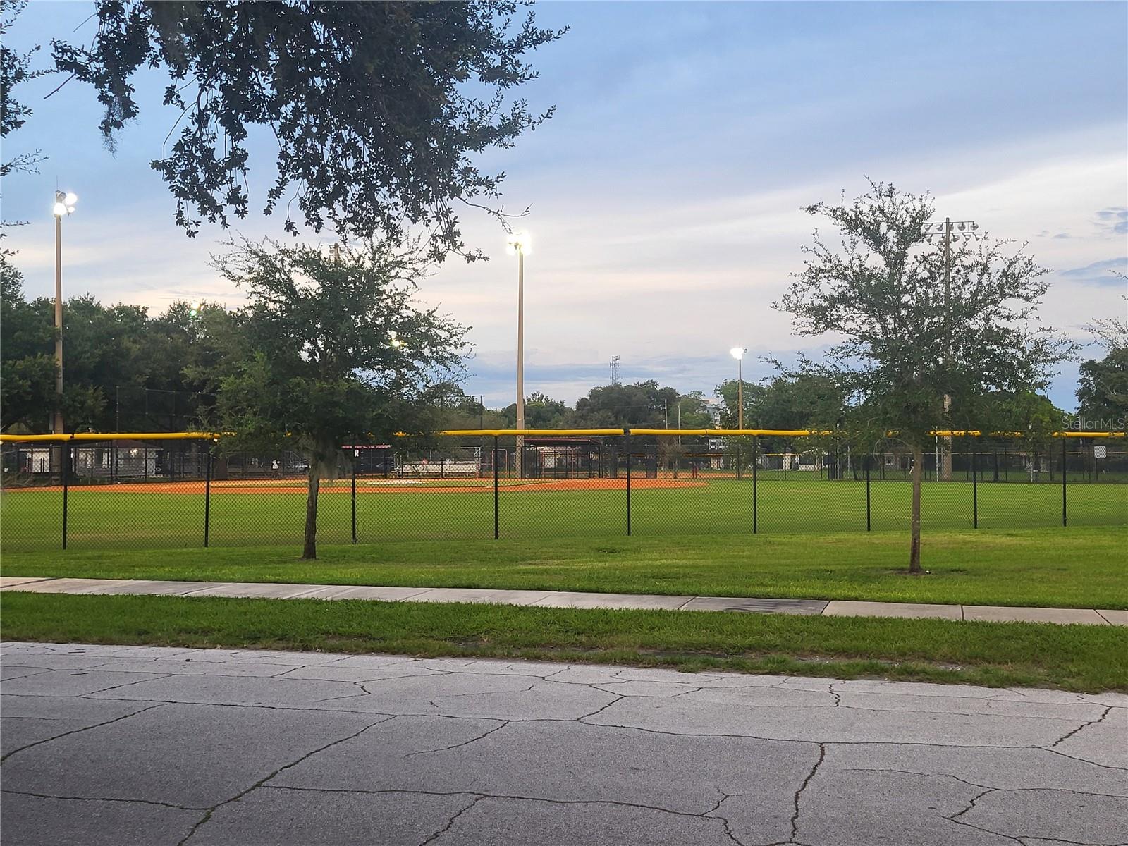 Image 19 of 26 For 1508 Lee Avenue