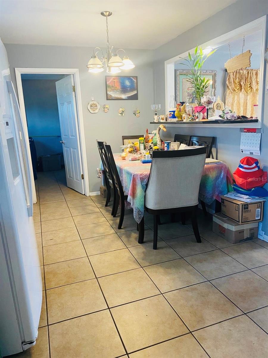 Image 22 of 35 For 2337 Laura Street