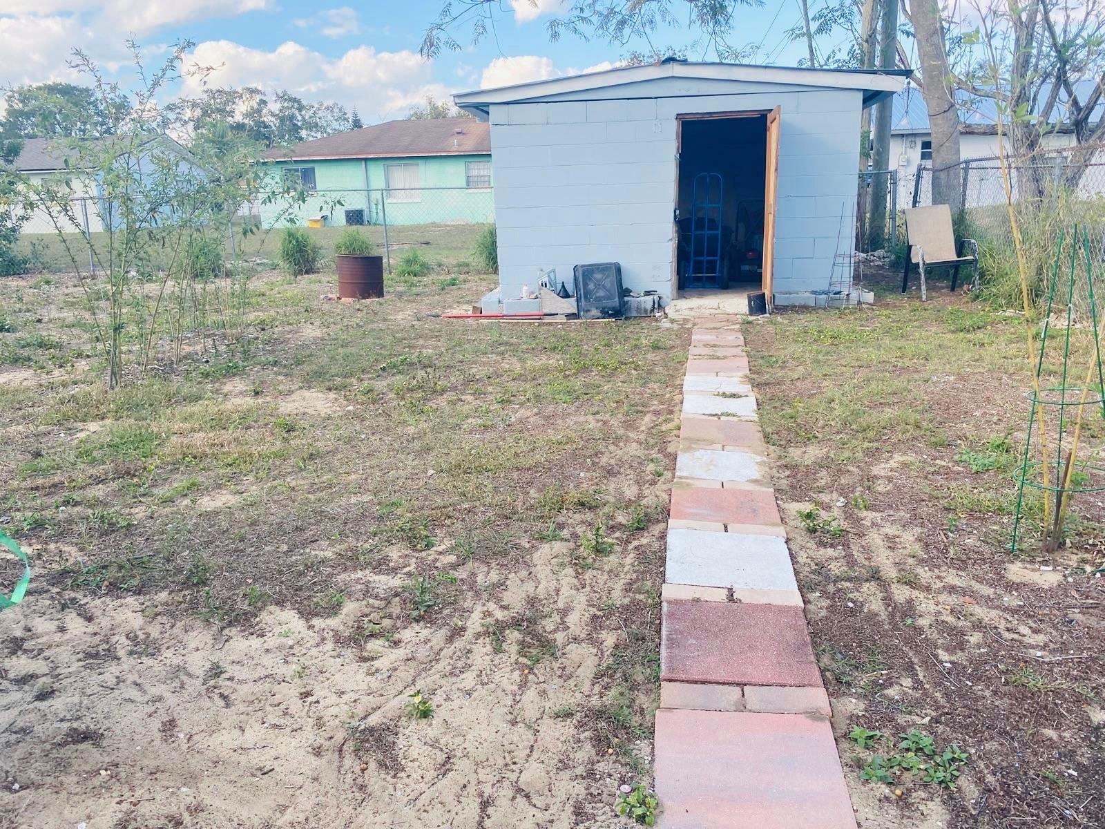 Image 33 of 35 For 2337 Laura Street