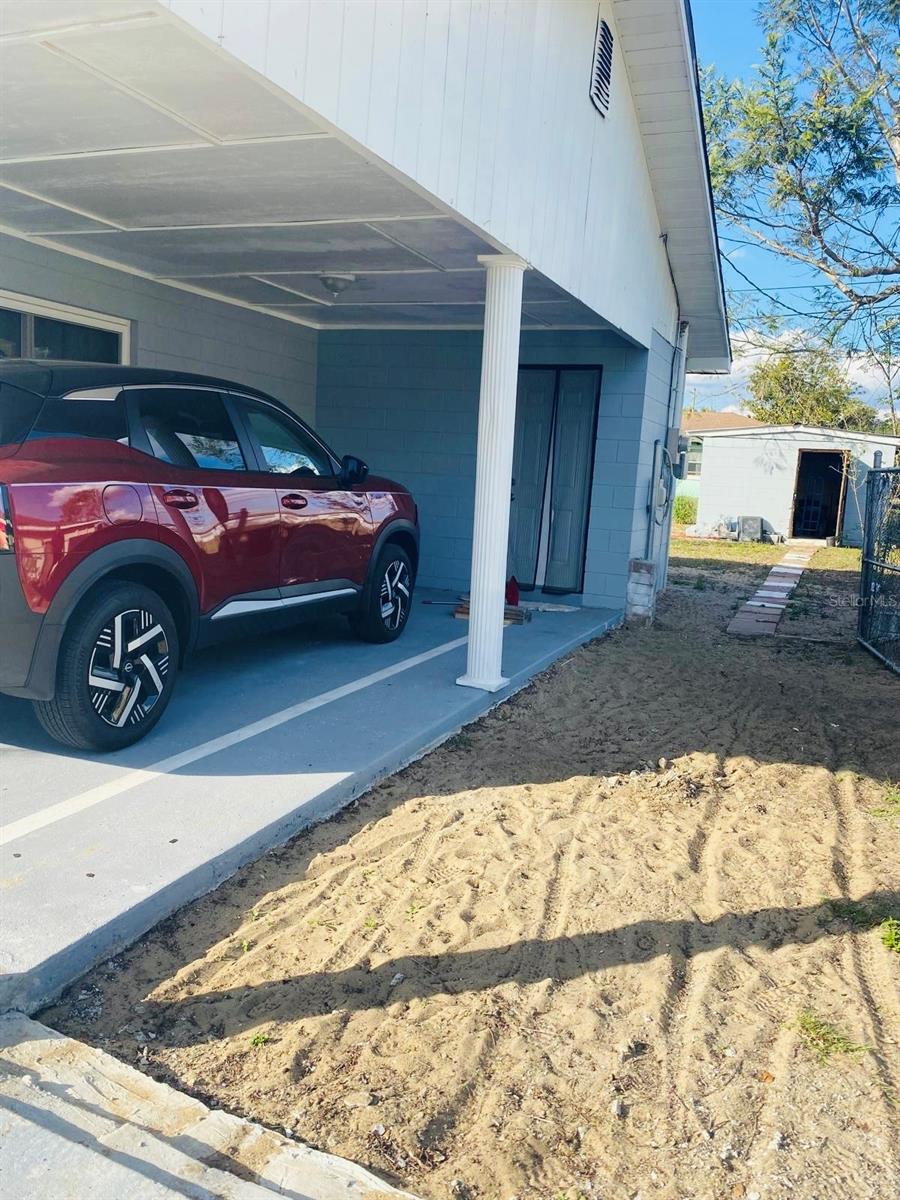 Image 8 of 35 For 2337 Laura Street