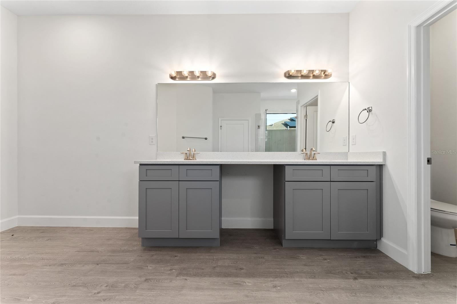 Image 24 of 36 For 1047 Whitehurst Road Sw