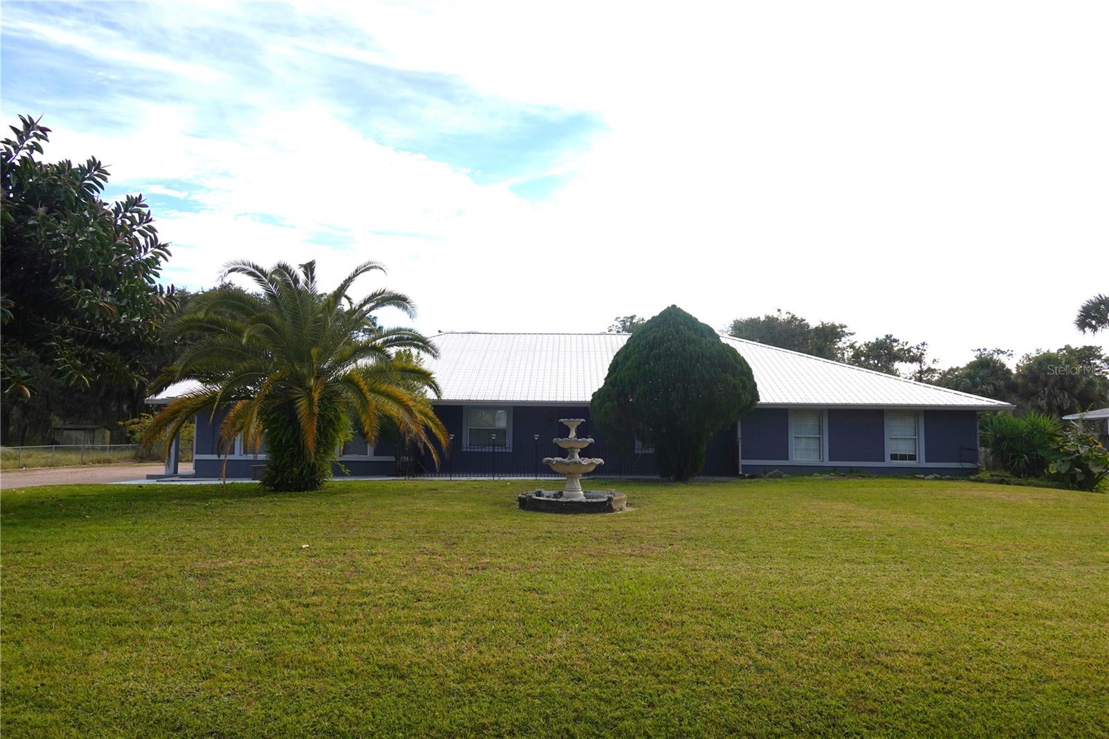 Image 2 of 54 For 2264 Stewart Street