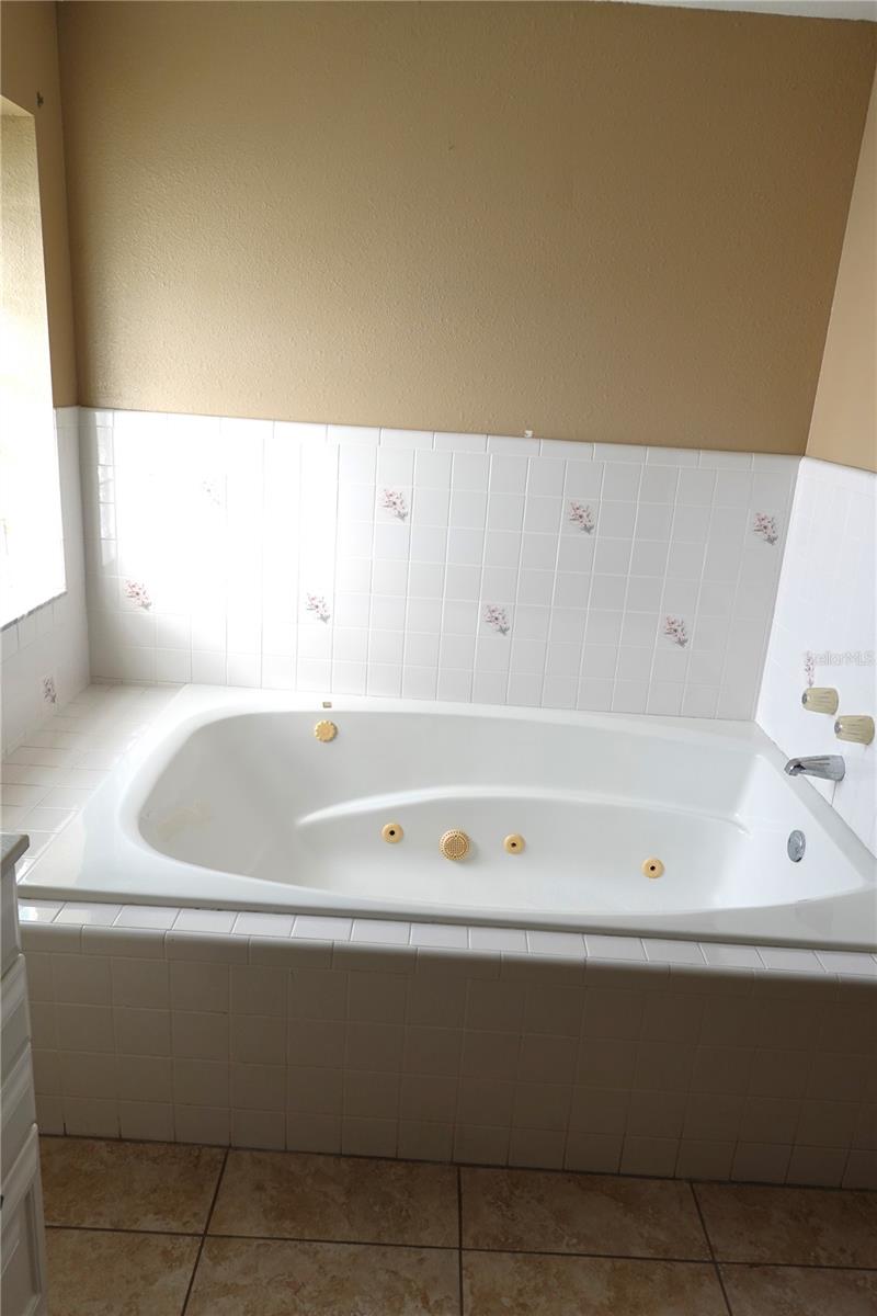 Image 24 of 54 For 2264 Stewart Street