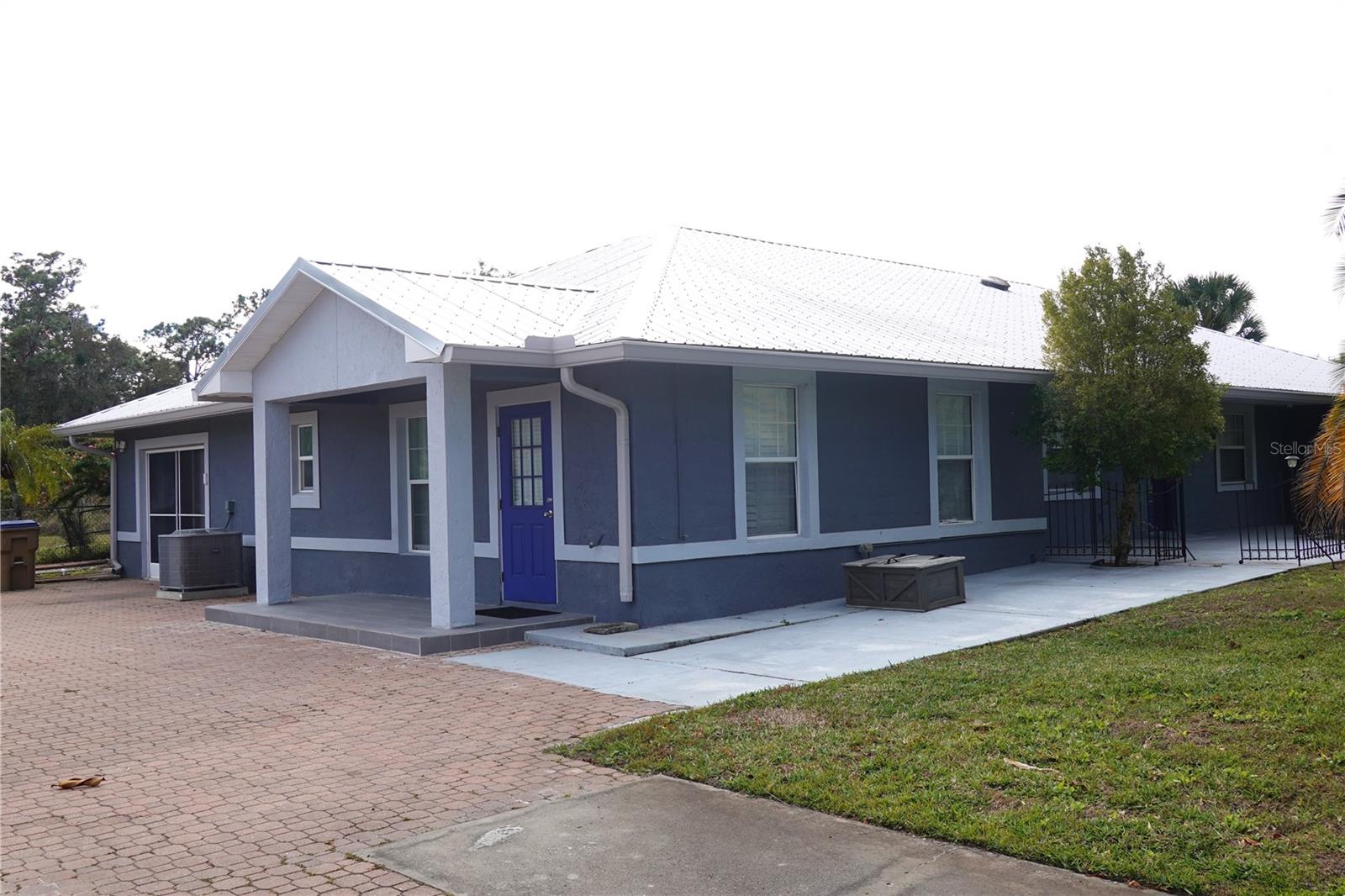 Image 3 of 54 For 2264 Stewart Street