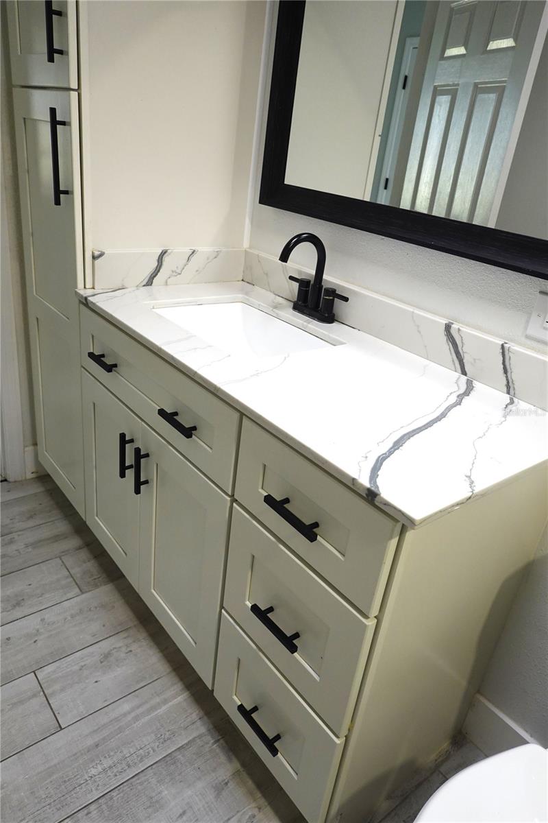 Image 36 of 54 For 2264 Stewart Street