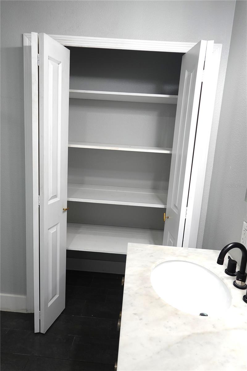 Image 39 of 54 For 2264 Stewart Street