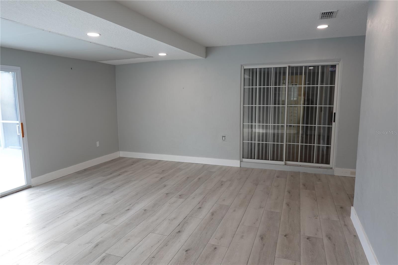 Image 6 of 54 For 2264 Stewart Street