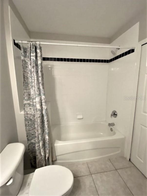 Image 21 of 26 For 834 Deer Woods Road 303