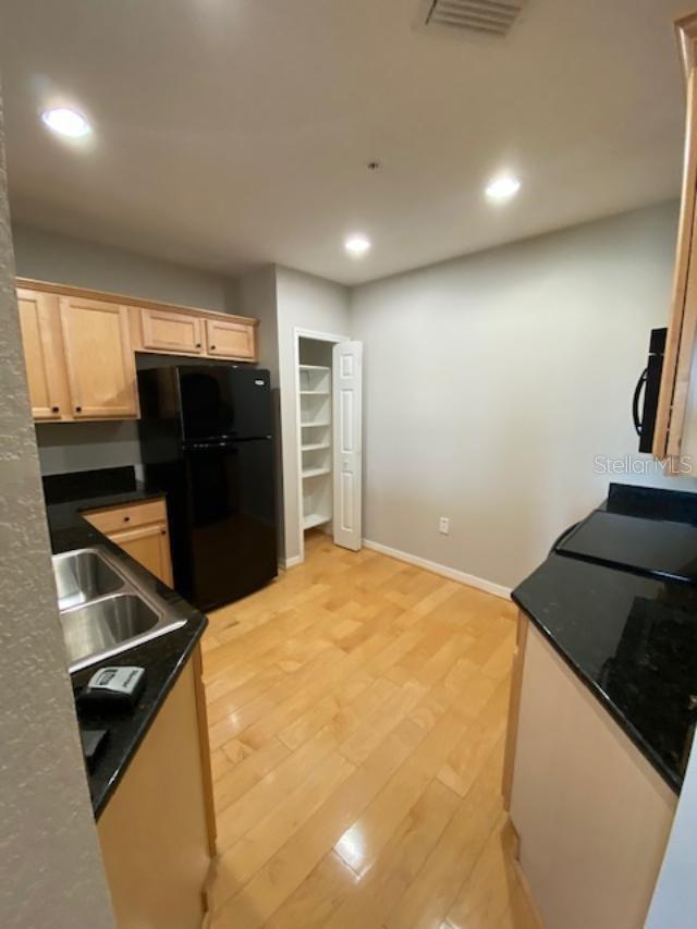 Image 7 of 26 For 834 Deer Woods Road 303