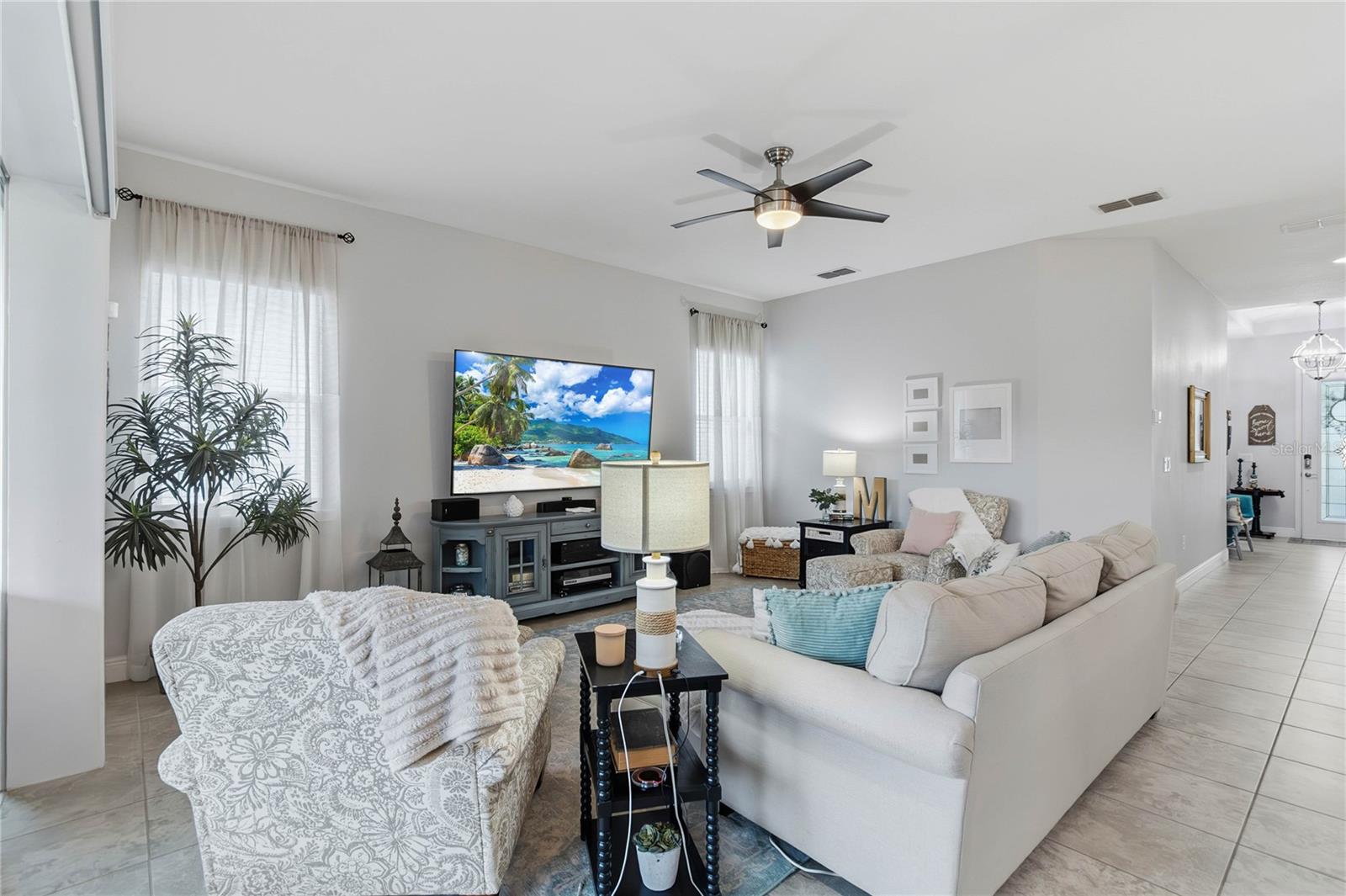 Image 13 of 71 For 4911 Catalpa Drive