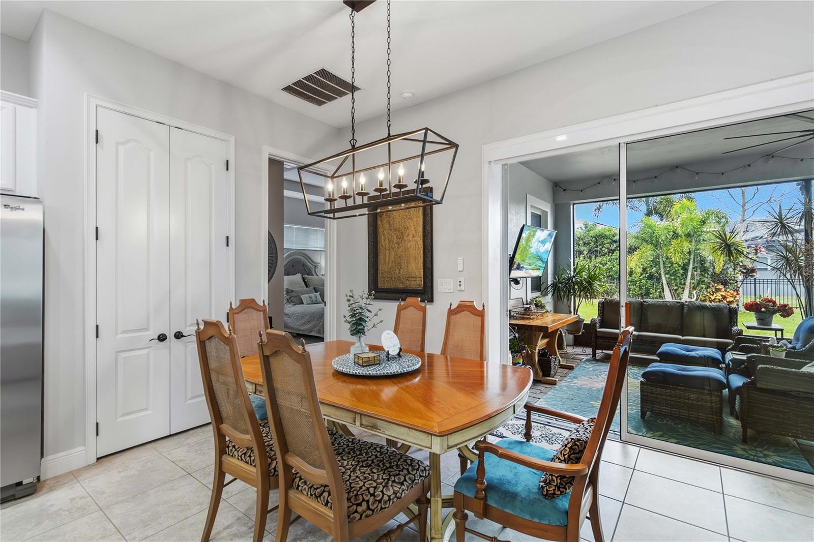 Image 20 of 71 For 4911 Catalpa Drive