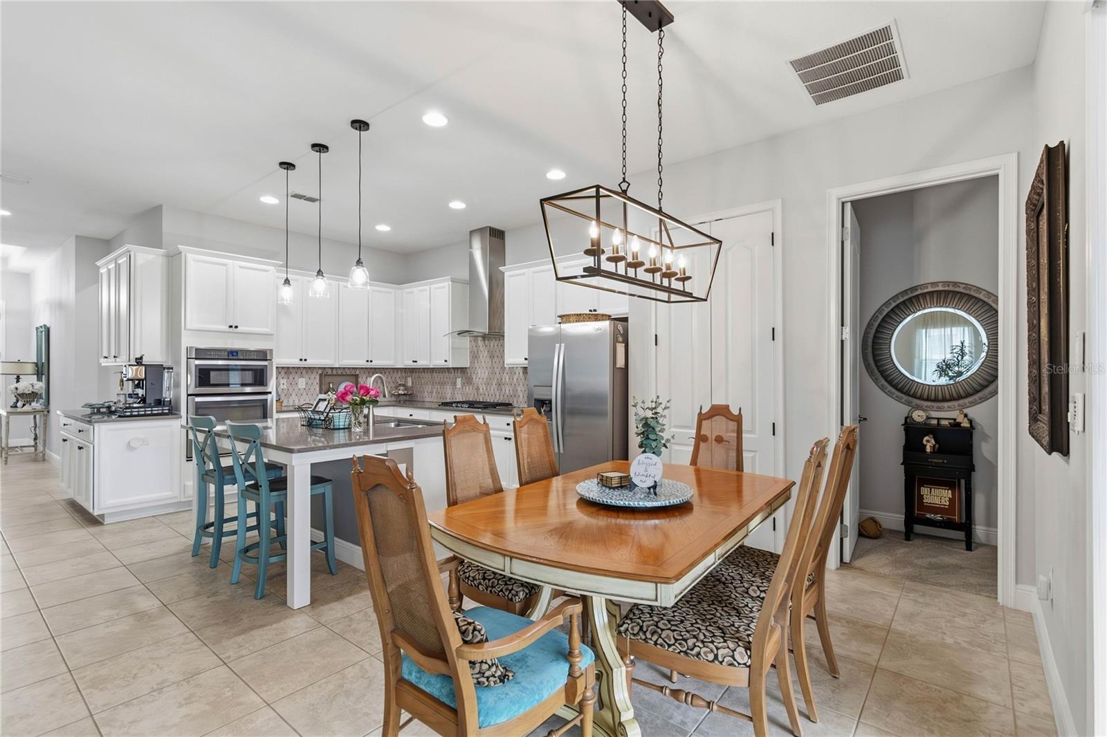 Image 21 of 71 For 4911 Catalpa Drive