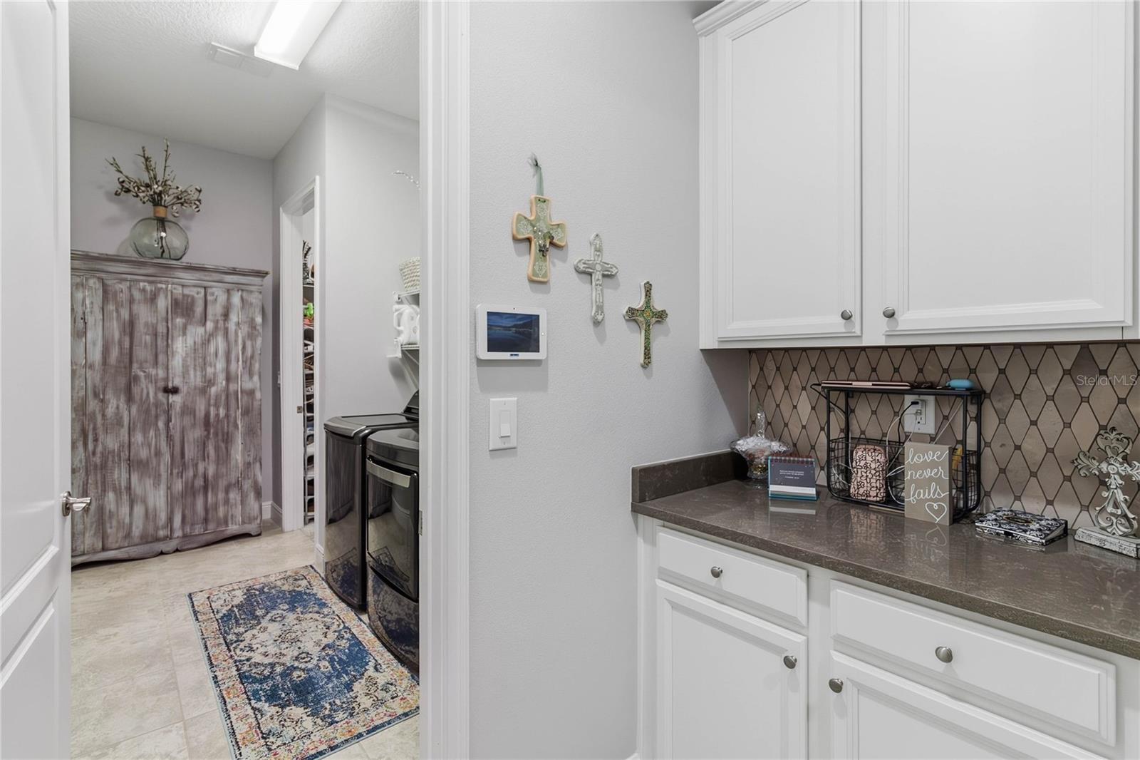 Image 38 of 71 For 4911 Catalpa Drive