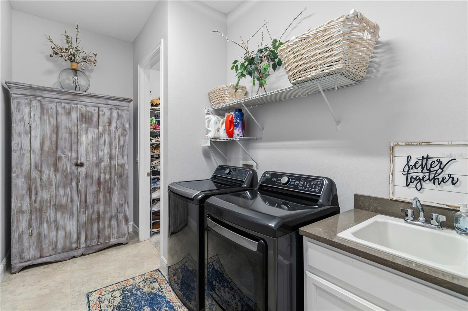 Image 39 of 71 For 4911 Catalpa Drive