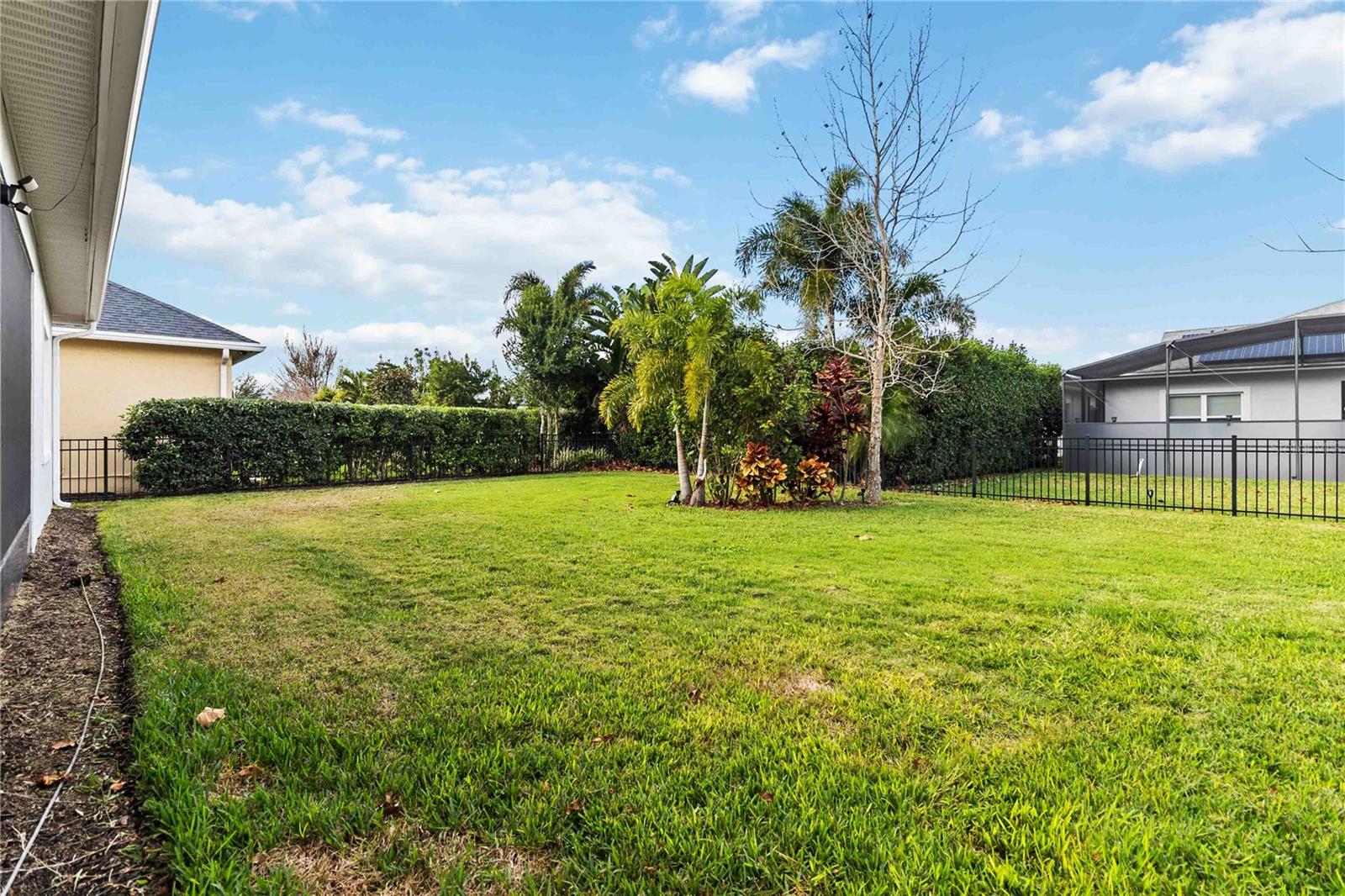 Image 47 of 71 For 4911 Catalpa Drive