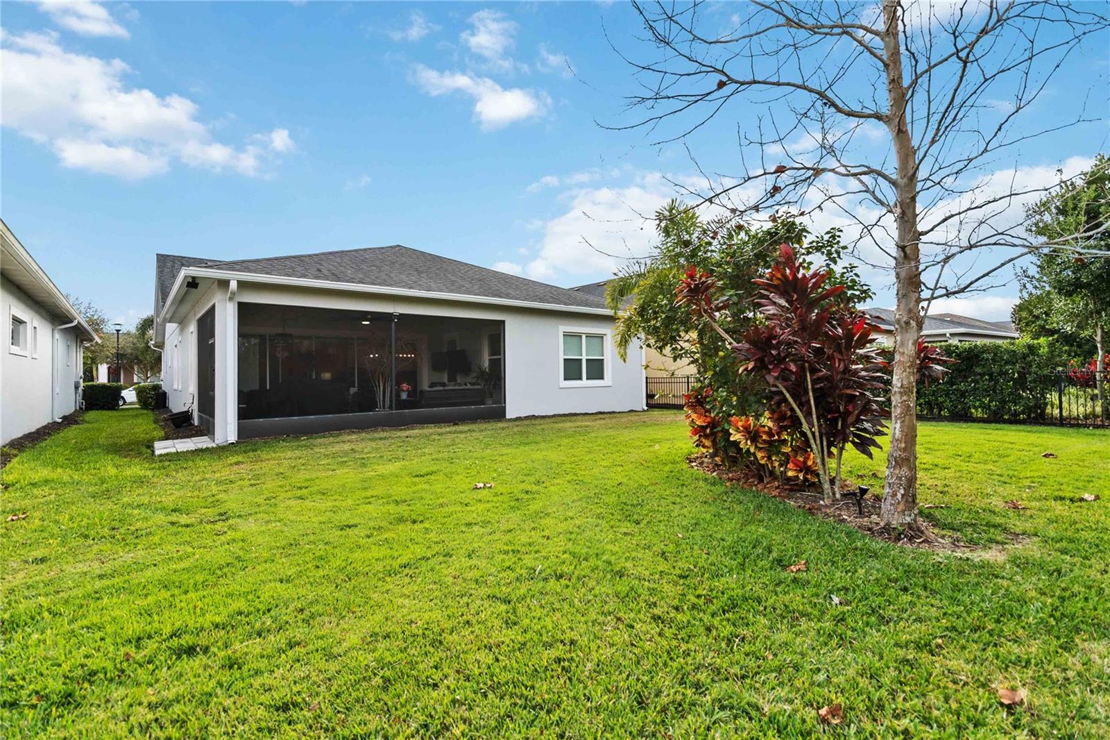 Image 48 of 71 For 4911 Catalpa Drive