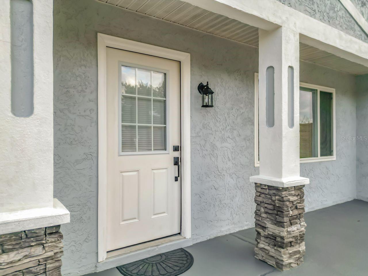 Image 3 of 36 For 513 Sapphire Lane