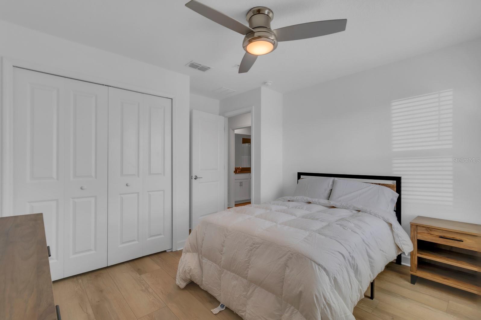 Image 28 of 42 For 11245 Listening Drive