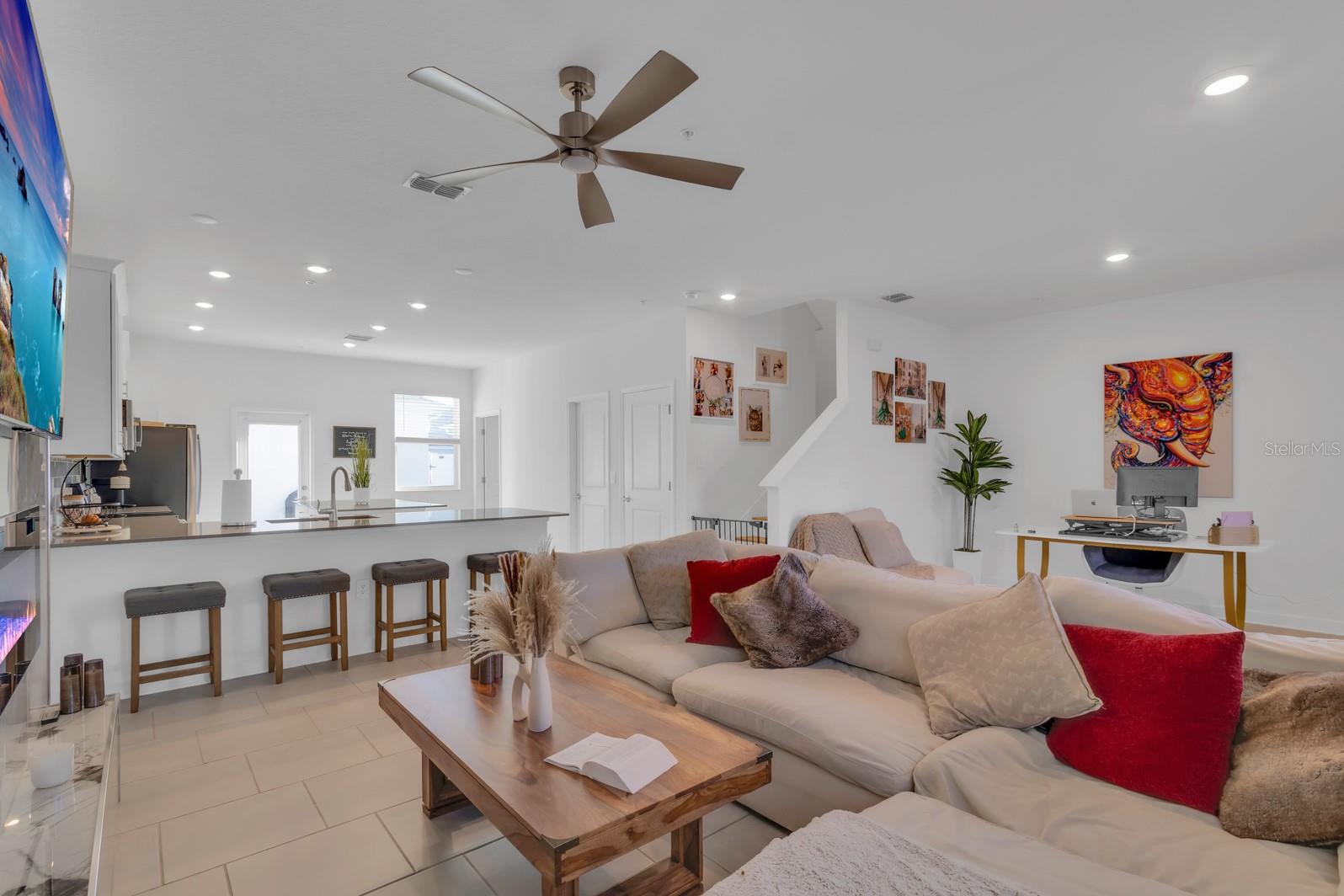 Image 4 of 42 For 11245 Listening Drive