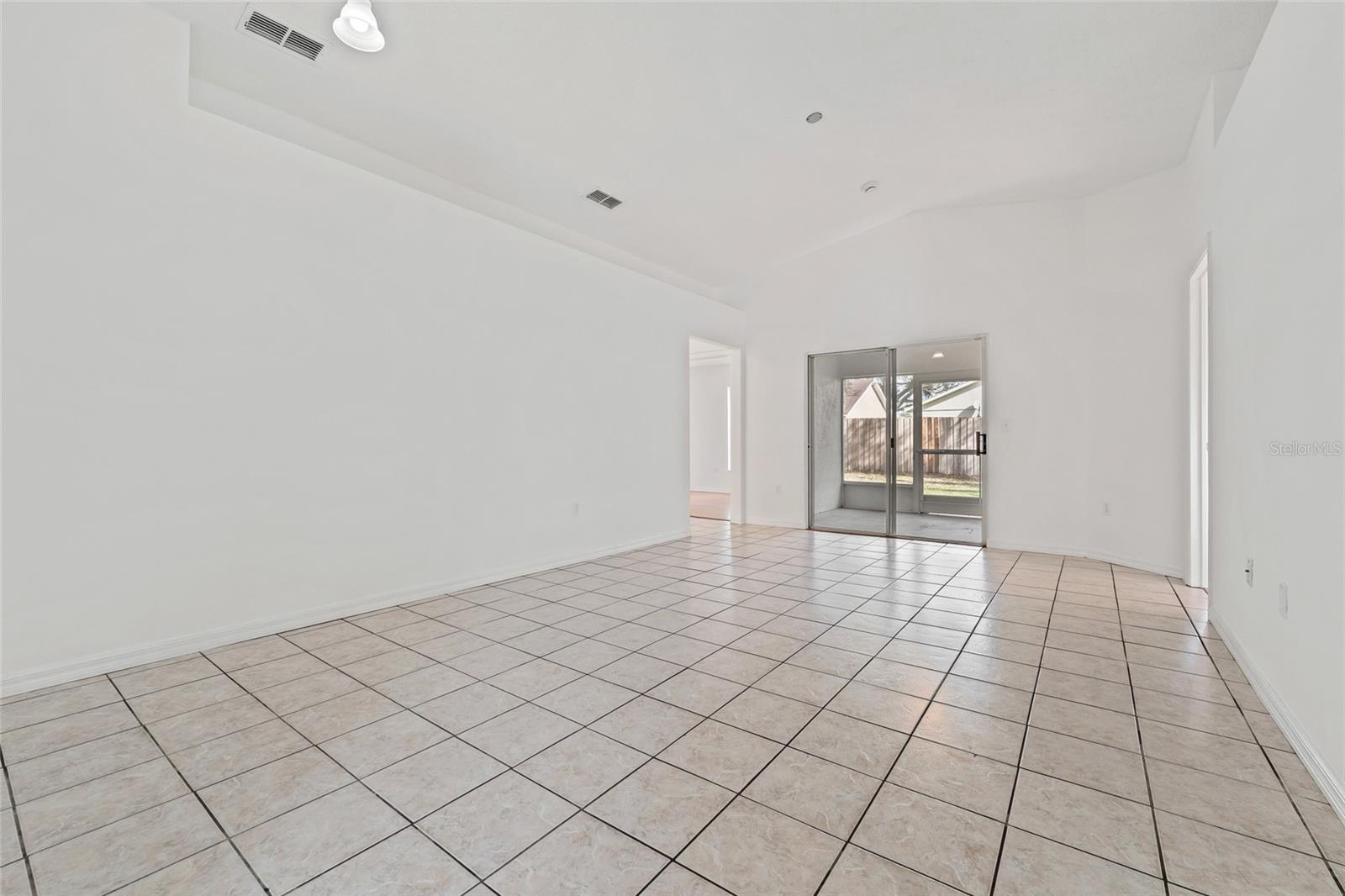 Image 6 of 35 For 2901 Cialella Pass