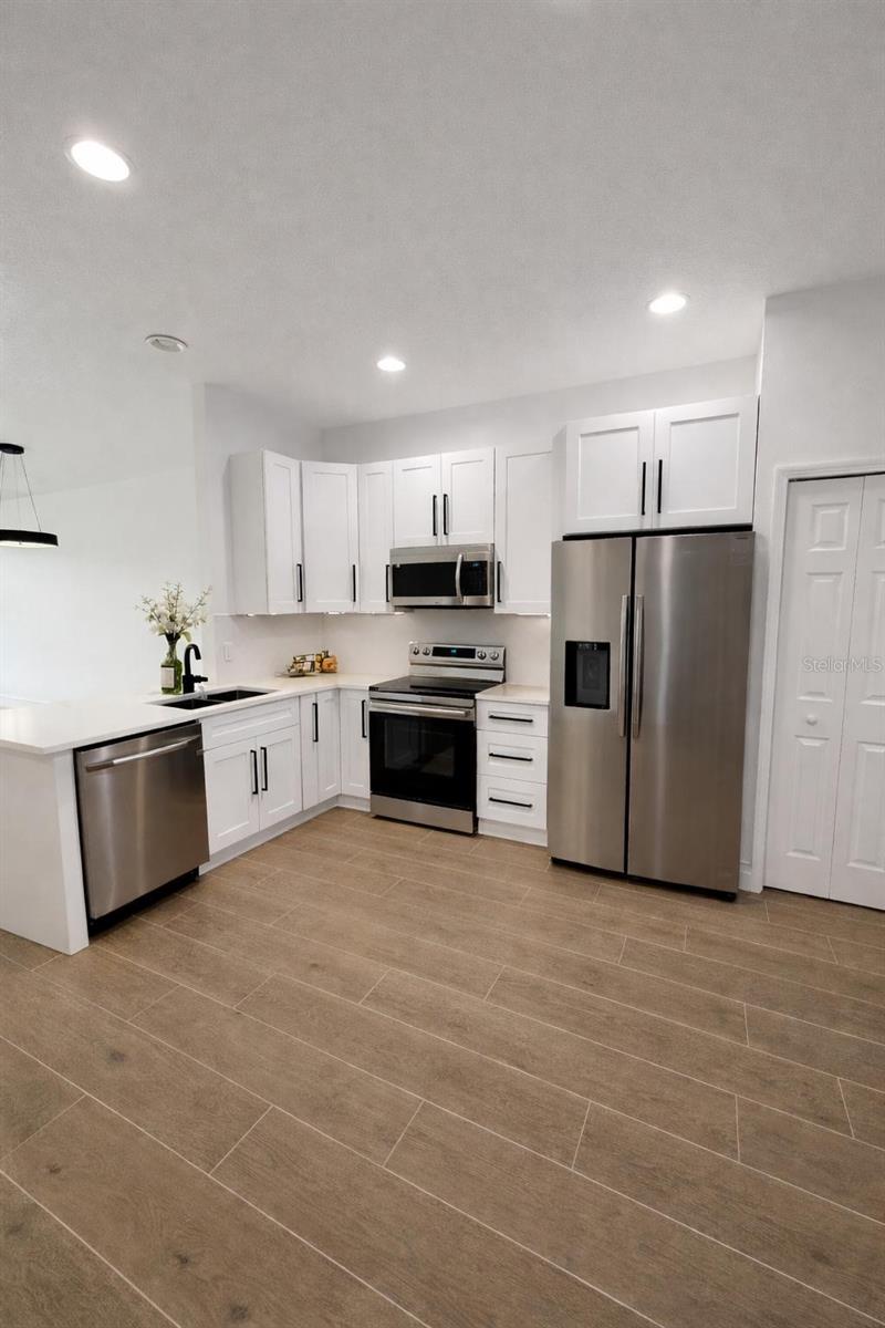 Image 3 of 13 For 14428 Chicora Crossing Boulevard