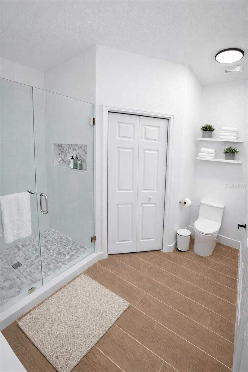 Image 6 of 13 For 14428 Chicora Crossing Boulevard