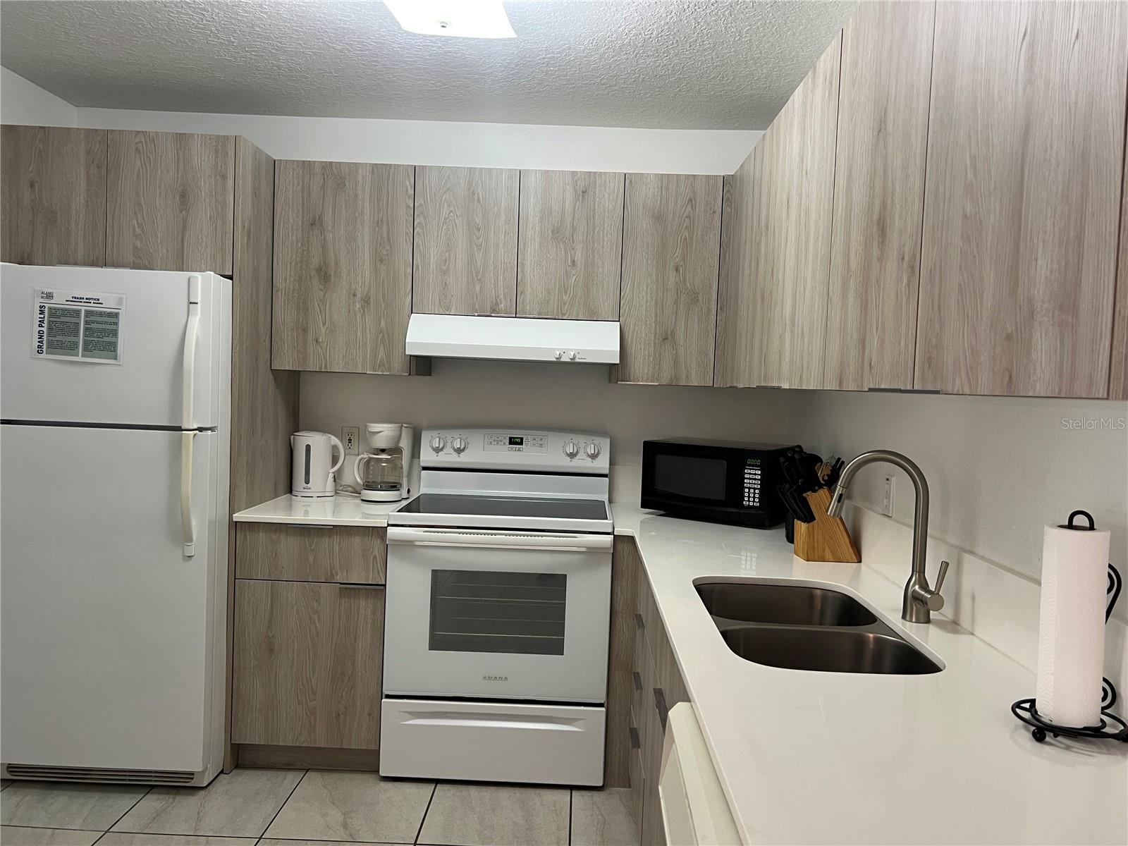 Image 7 of 24 For 8805 Grand Palms Circle A