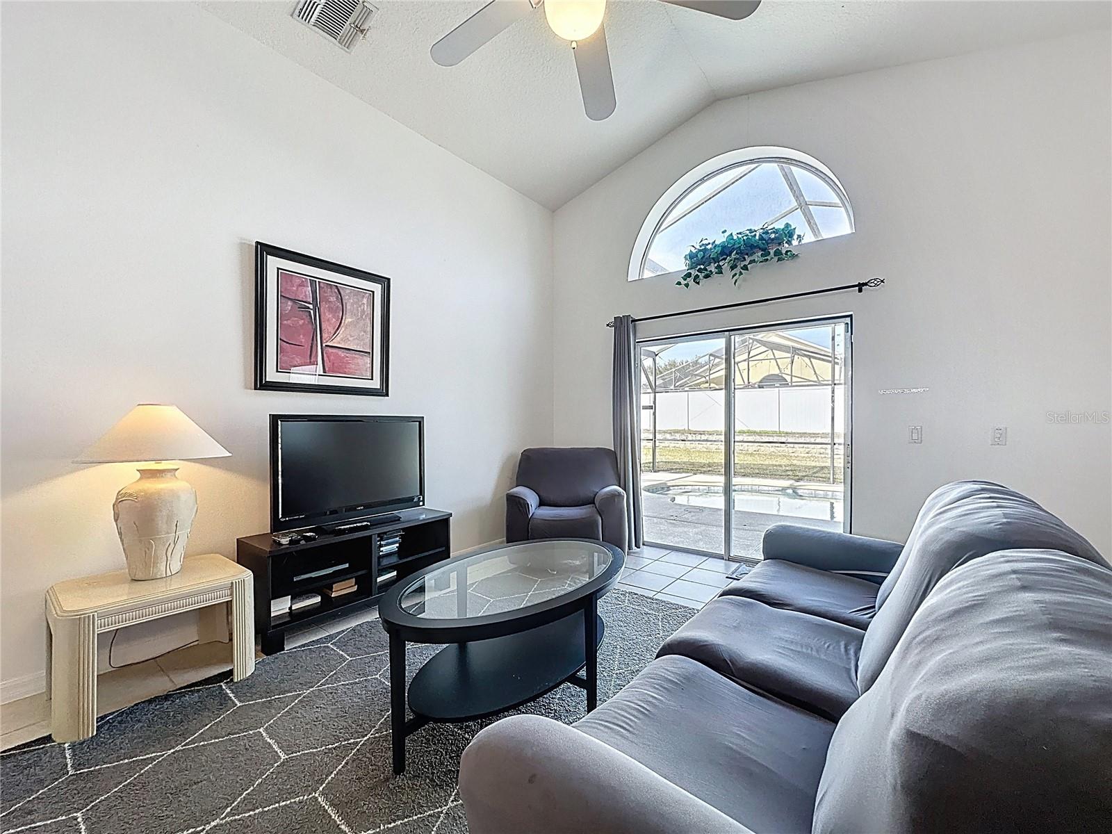 Image 11 of 50 For 503 Balmoral Drive