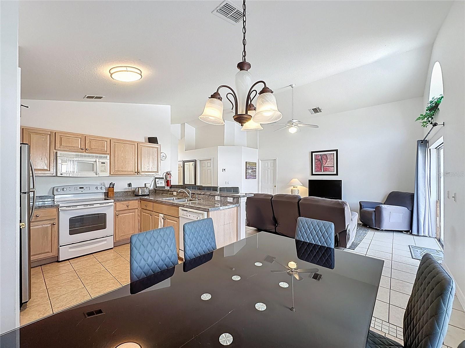 Image 13 of 50 For 503 Balmoral Drive