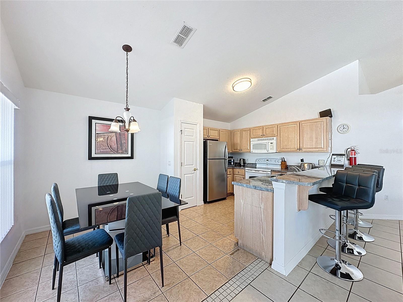 Image 17 of 50 For 503 Balmoral Drive