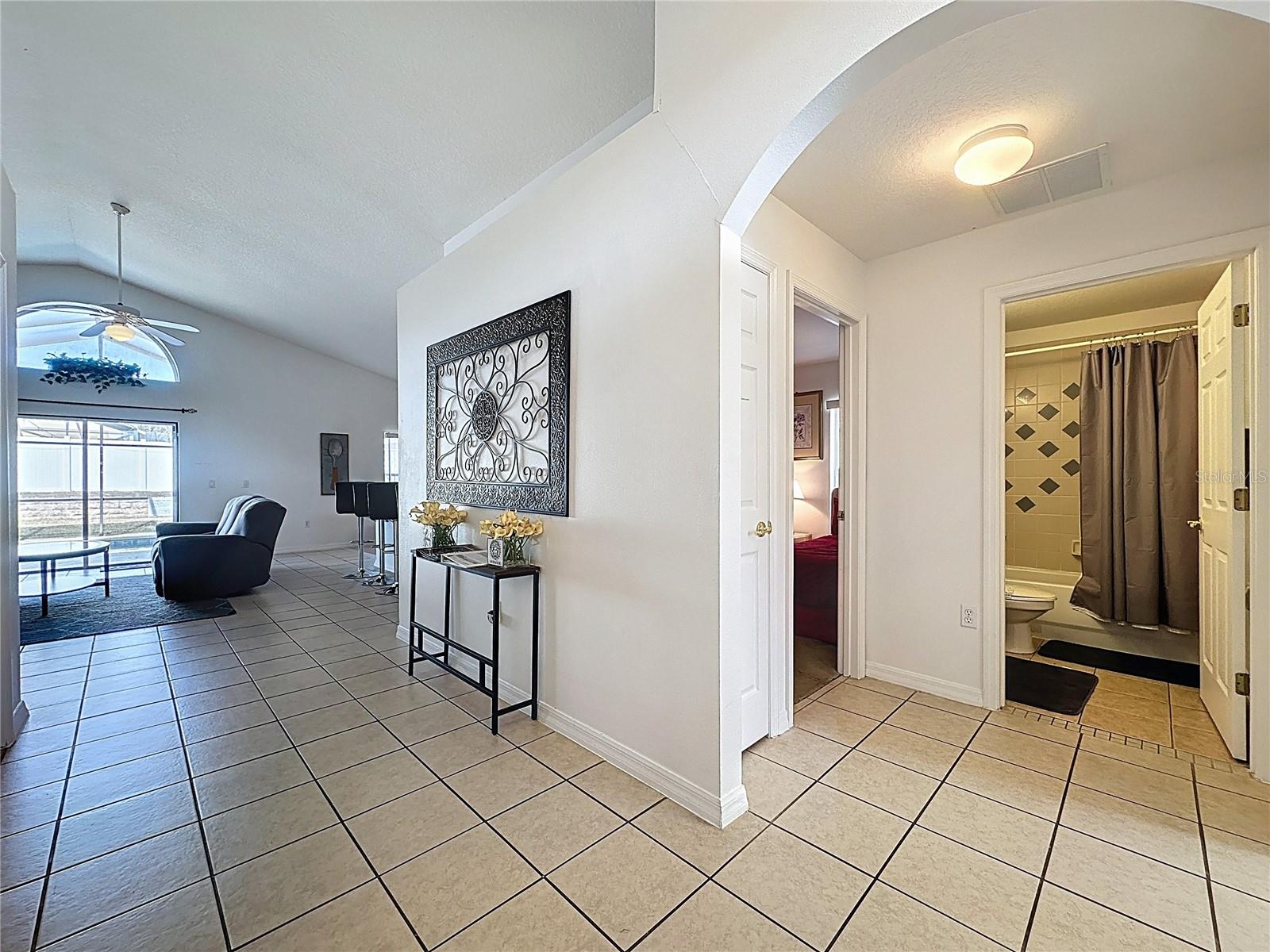 Image 4 of 50 For 503 Balmoral Drive