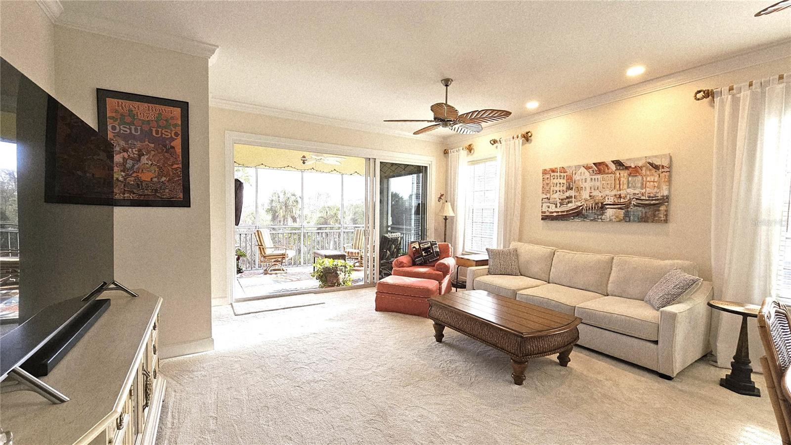 Image 21 of 37 For 8541 Amberjack Circle 104