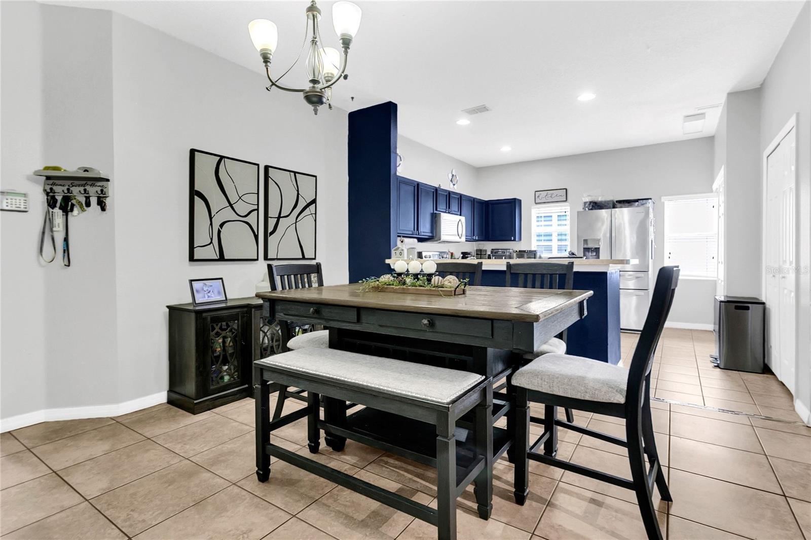 Image 4 of 21 For 259 Magical Way